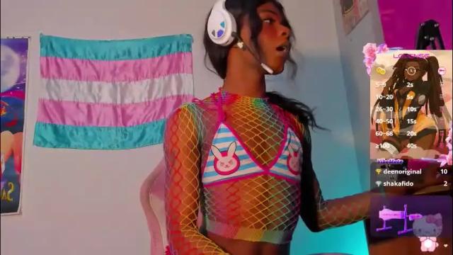 Image 4 of effy_marinn Stream on Chaturbate on 13 days ago