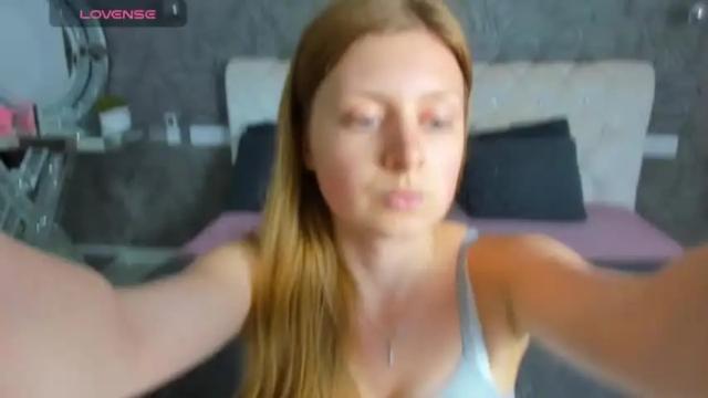 Image 4 of effyangel Stream on Chaturbate on 16 months ago