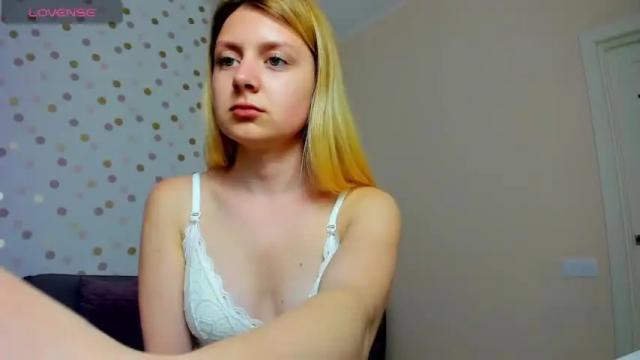 Image 8 of effyangel Stream on Chaturbate on 13 months ago