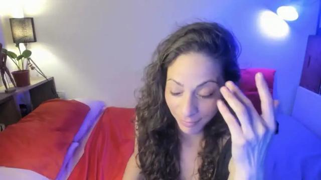 Image 7 of effysroom Stream on Chaturbate on 18 months ago