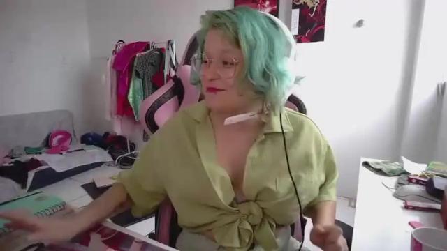 Image 2 of efieme Stream on Chaturbate on 26 months ago