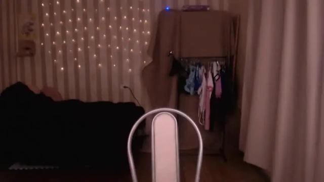 Image 7 of eflin_sweetie Stream on Chaturbate on 17 months ago