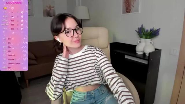 Image 7 of efulia_wood Stream on Chaturbate on 20 months ago