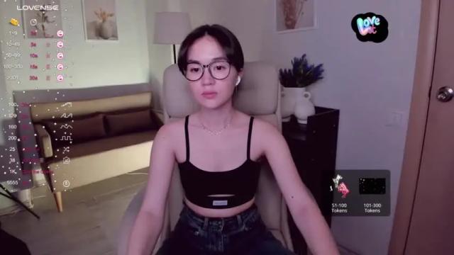 Image 2 of efulia_wood Stream on Chaturbate on 20 months ago