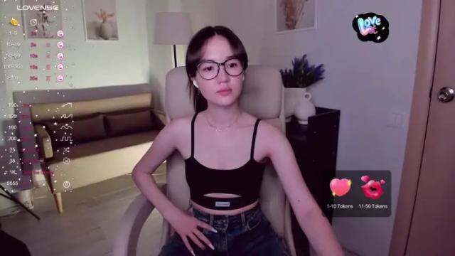 Image 7 of efulia_wood Stream on Chaturbate on 20 months ago