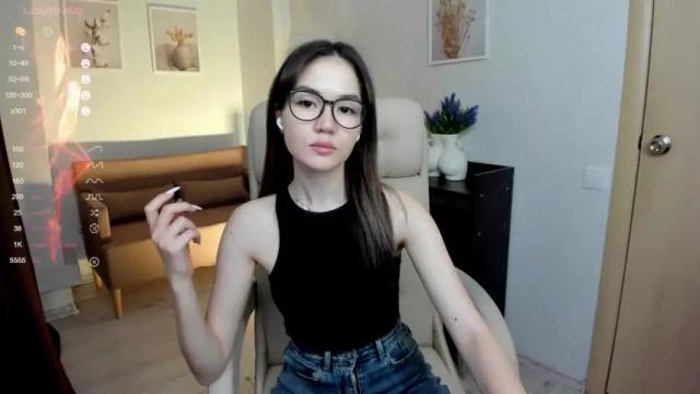 Image 12 of efulia_wood Stream on Chaturbate on 19 months ago