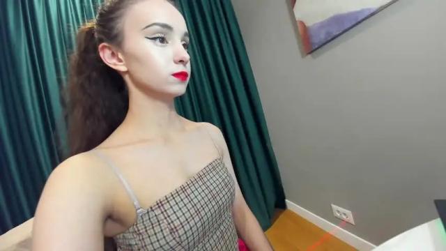Image 6 of ehotlovea Stream on Chaturbate on 21 days ago