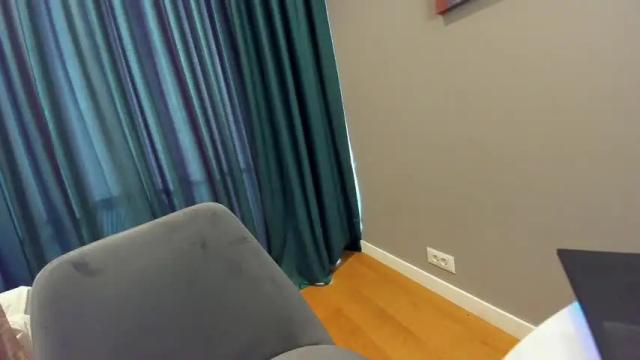 Image 8 of ehotlovea Stream on Chaturbate on 19 days ago