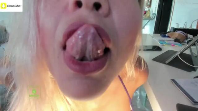 Image 2 of eileen_rose Stream on Chaturbate on 4 days ago