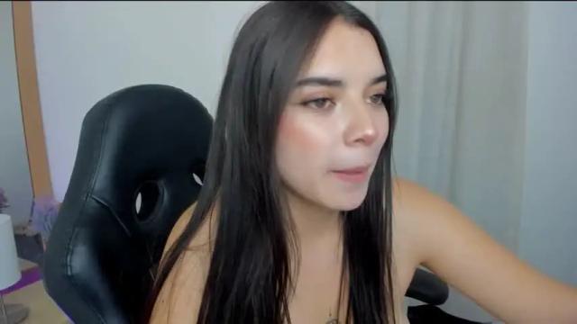 Image 7 of eileen_sophi Stream on Chaturbate on 20 months ago