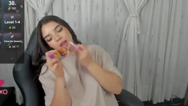 Image 10 of eileen_sophi Stream on Chaturbate on 13 months ago