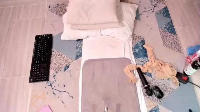Image 10 of eilin_clio Stream on Chaturbate on 1 month ago
