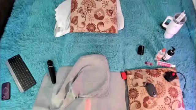 Image 3 of eilin_clio Stream on Chaturbate on 3 months ago