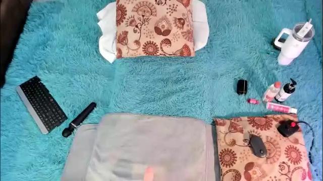 Image 7 of eilin_clio Stream on Chaturbate on 3 months ago