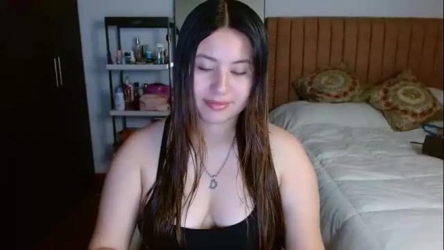 Image 3 of eimy_collin Stream on Chaturbate on 1 month ago