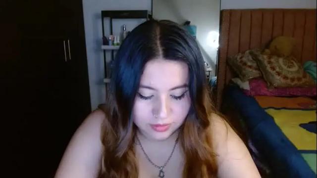 Image 2 of eimy_collin Stream on Chaturbate on 1 month ago