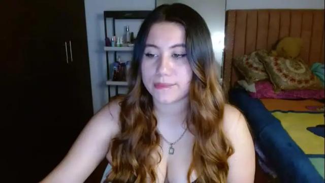 Image 3 of eimy_collin Stream on Chaturbate on 1 month ago