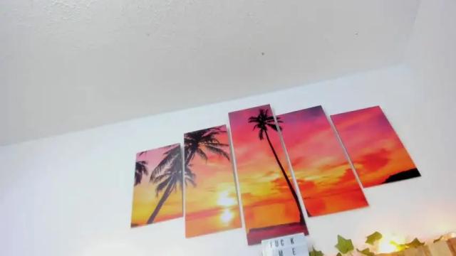 Image 2 of eimy_sexygirl Stream on Chaturbate on 16 months ago