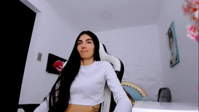 Image 10 of eimy_skinny Stream on Chaturbate on 26 days ago