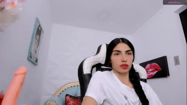 Image 2 of eimy_skinny Stream on Chaturbate on 6 days ago