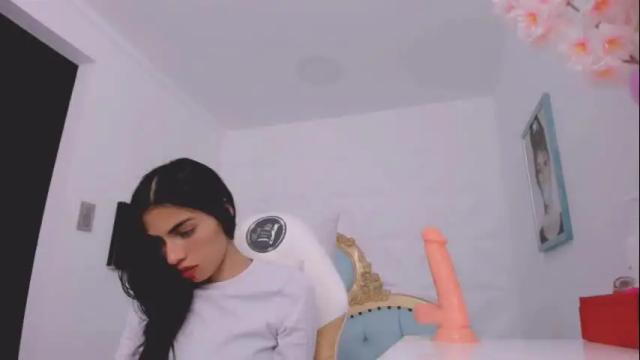 Image 7 of eimy_skinny Stream on Chaturbate on 2 days ago