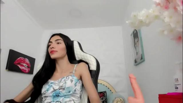 Image 10 of eimy_skinny Stream on Chaturbate on 3 months ago