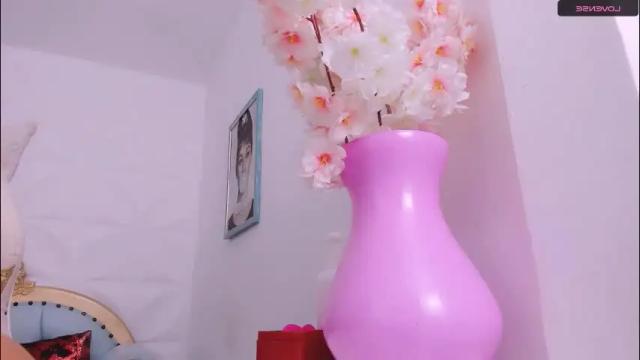 Image 8 of eimy_skinny Stream on Chaturbate on 2 months ago