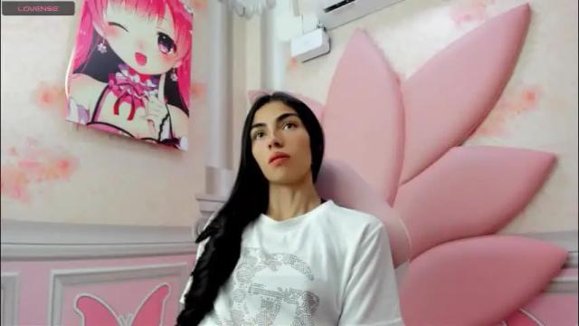 Image 3 of eimy_skinny Stream on Chaturbate on 2 months ago