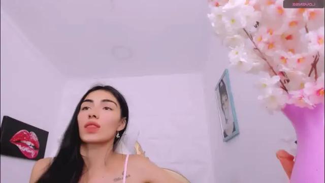 Image 11 of eimy_skinny Stream on Chaturbate on 2 months ago