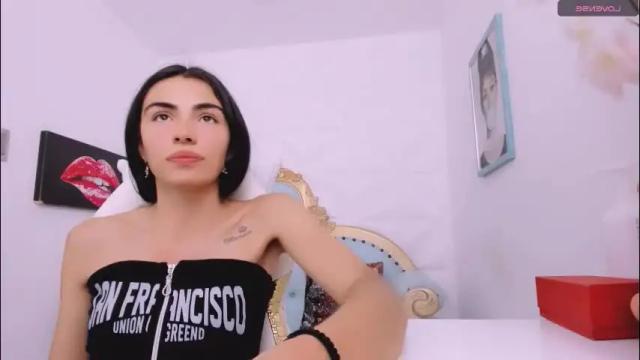 Image 3 of eimy_skinny Stream on Chaturbate on 2 months ago