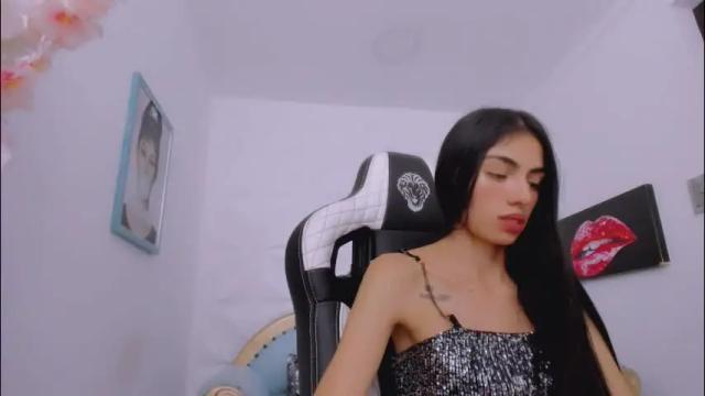 Image 6 of eimy_skinny Stream on Chaturbate on 2 months ago