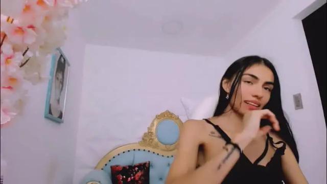 Image 6 of eimy_skinny Stream on Chaturbate on 2 months ago