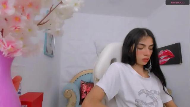 Image 4 of eimy_skinny Stream on Chaturbate on 2 months ago