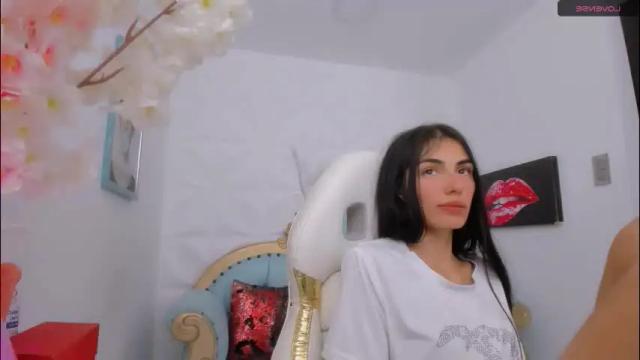 Image 6 of eimy_skinny Stream on Chaturbate on 2 months ago