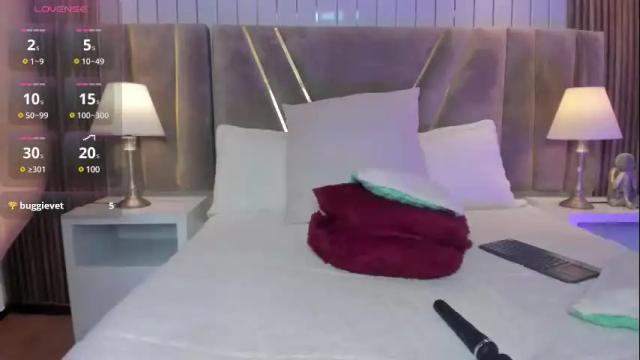 Image 11 of eimy_youn Stream on Chaturbate on 1 month ago