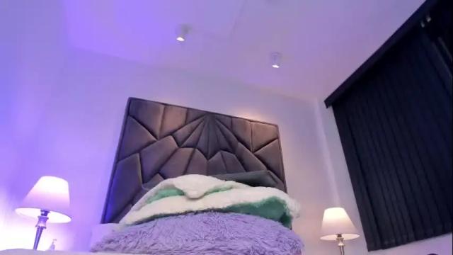 Image 10 of eimy_youn Stream on Chaturbate on 27 days ago