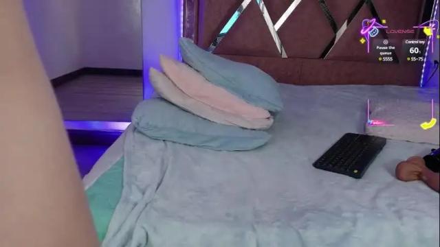 Image 2 of eimyaniston_cute Stream on Chaturbate on 2 days ago