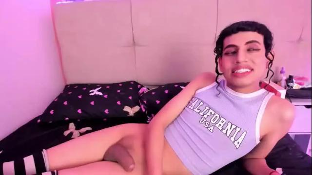 Image 6 of eimyflorian Stream on Chaturbate on 15 days ago