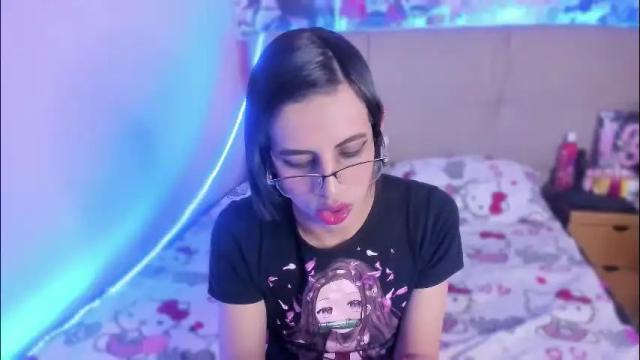 Image 2 of eimyflorian Stream on Chaturbate on 1 month ago