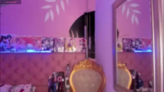 Image 11 of eimyflorian Stream on Chaturbate on 26 days ago