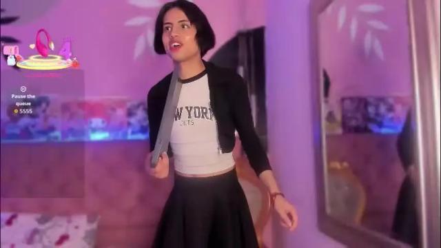 Image 4 of eimyflorian Stream on Chaturbate on 22 days ago