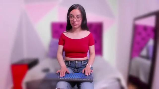 Image 3 of eimyparker Stream on Chaturbate on 17 months ago