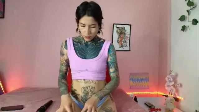 Image 8 of eimytatto_ Stream on Chaturbate on 2 months ago