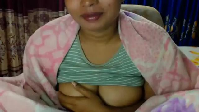 Image 8 of eishita_mukharji Stream on Chaturbate on 19 months ago