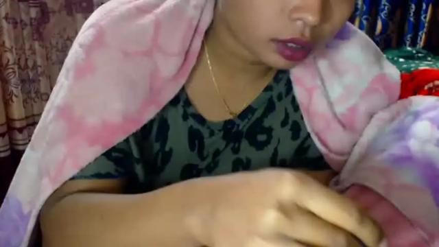 Image 2 of eishita_mukharji Stream on Chaturbate on 18 months ago