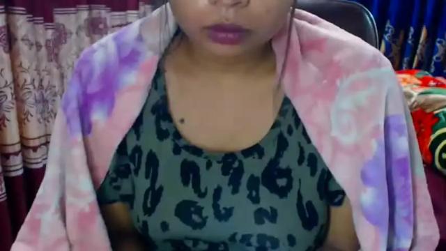 Image 2 of eishita_mukharji Stream on Chaturbate on 18 months ago