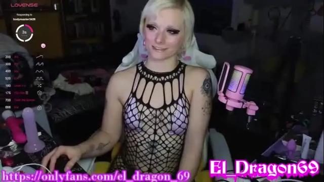 Image 10 of el_dragon69 Stream on Chaturbate on 17 months ago