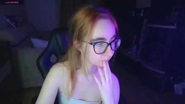 Image 12 of el_sweety Stream on Chaturbate on 13 months ago