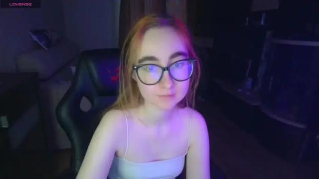 Image 7 of el_sweety Stream on Chaturbate on 13 months ago