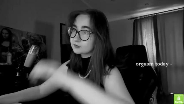 Image 6 of el_sweety Stream on Chaturbate on 23 days ago